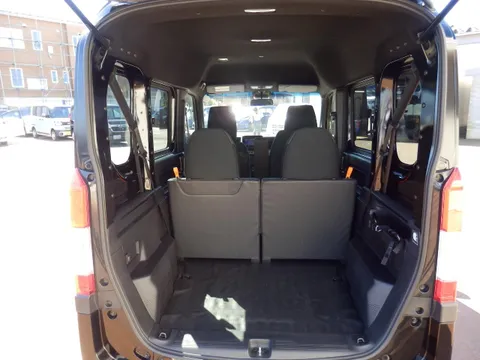 Honda N-VAN Plus Style