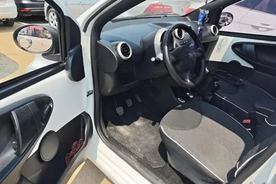 BYD F0