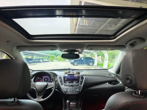 Chevrolet Malibu XL