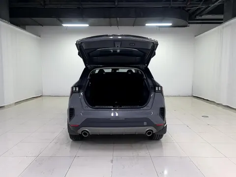 Lynk & Co Lynk & Co 06