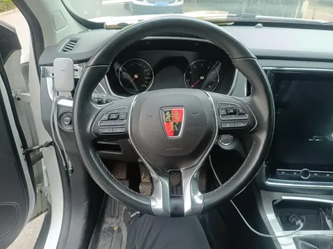 Roewe RX5