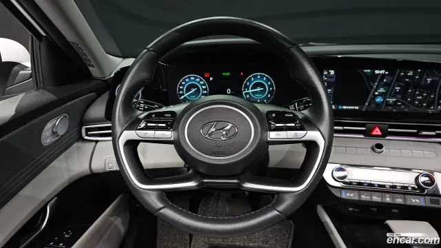 Hyundai Elantra (Avante)
