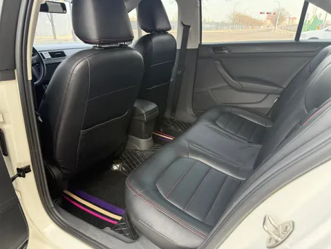 Volkswagen Santana