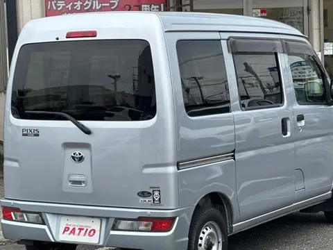 Toyota Pixis Van