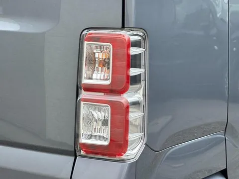 Toyota Pixis Mega
