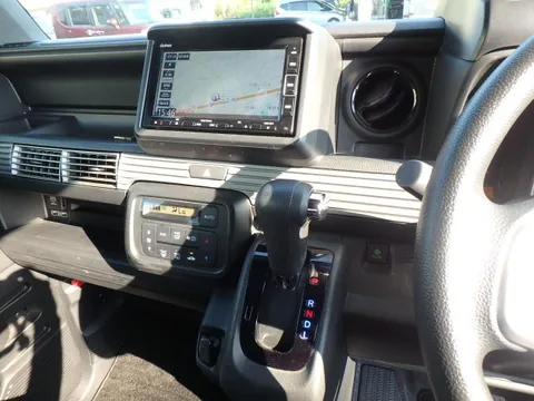 Honda N-VAN Plus Style