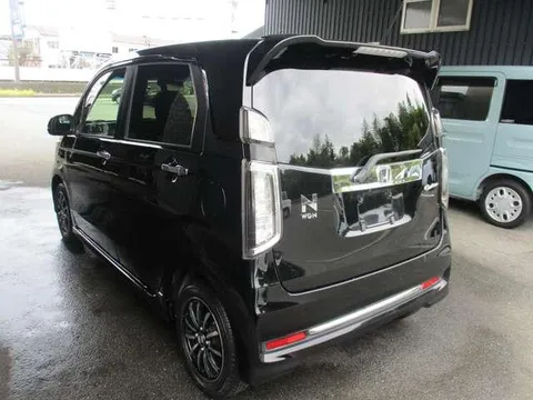 Honda N-WGN Custom