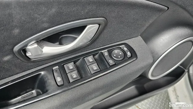 Renault SM3