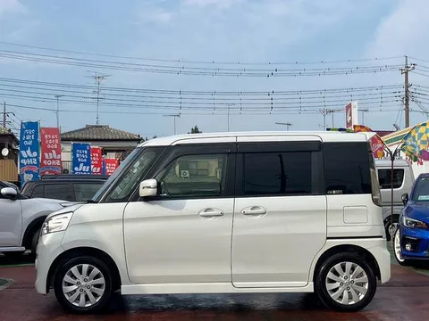 Suzuki Spacia Custom