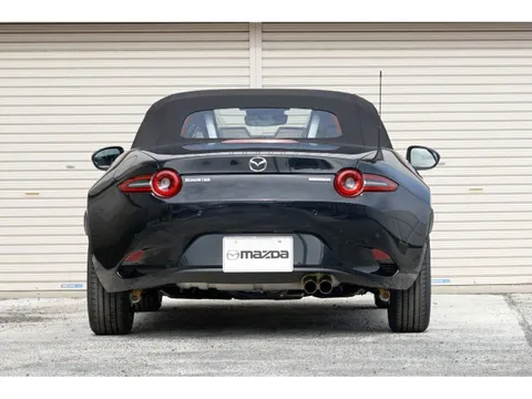 Mazda MX-5 (Roadster)