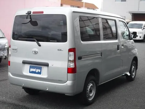 Toyota TownAce Van