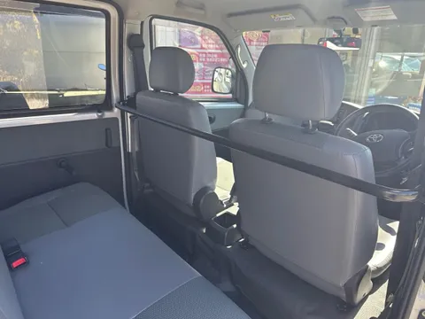 Toyota TownAce Van