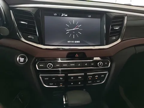 Gac GS8