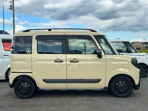 Suzuki Spacia Gear