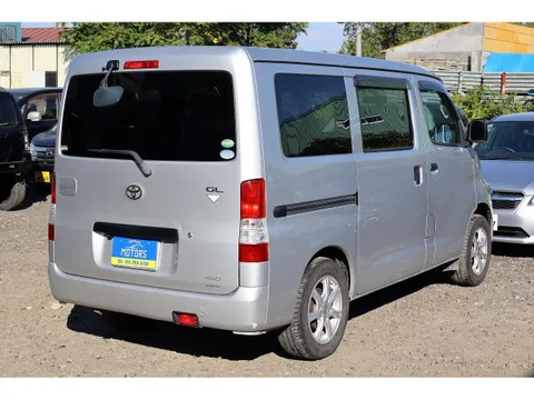 Toyota TownAce Van