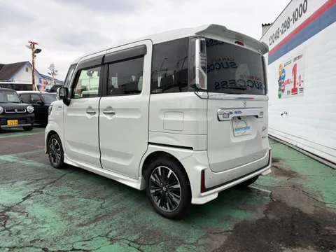 Suzuki Spacia Custom