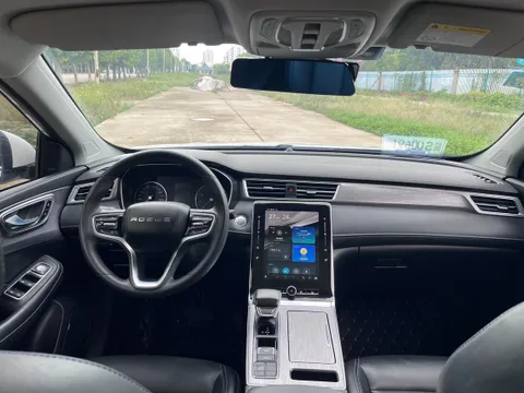 Roewe RX5