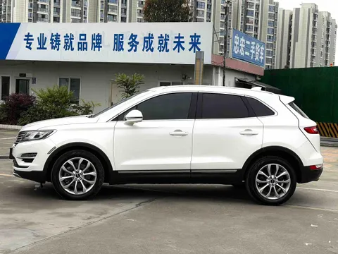Lincoln MKC