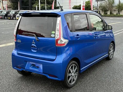 Mitsubishi eK Custom