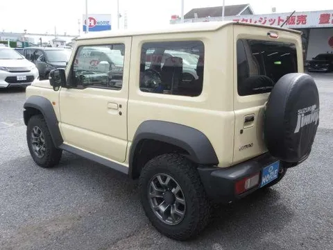 Suzuki Jimny Sierra