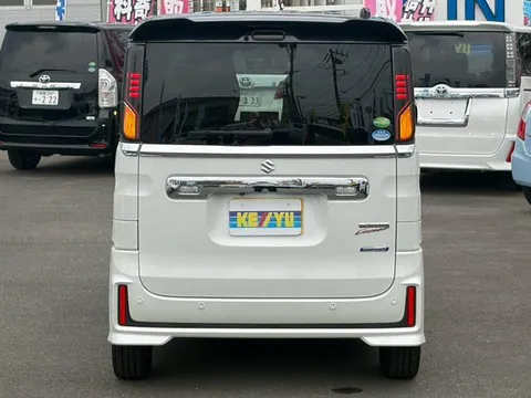 Suzuki Spacia Custom