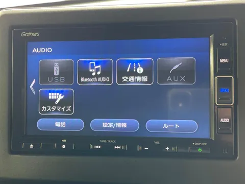 Honda N-BOX Custom