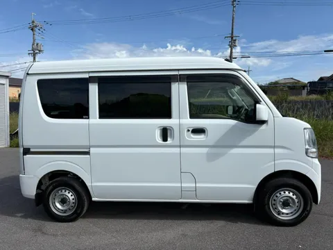 Nissan Clipper