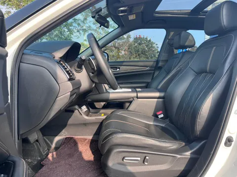 Honda UR-V
