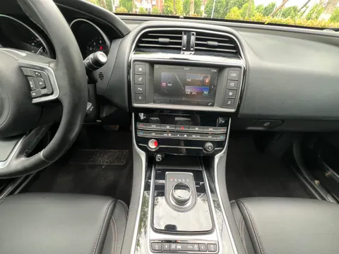 Jaguar XEL