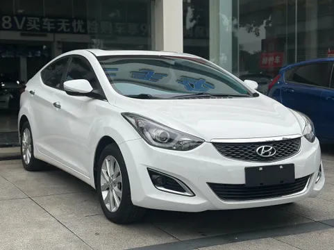 Hyundai Elantra (Avante)