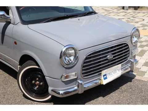 Daihatsu Mira Gino