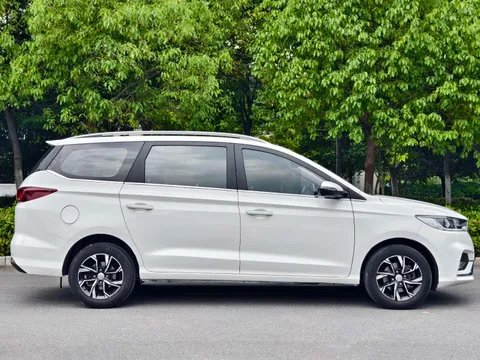 Baojun 360