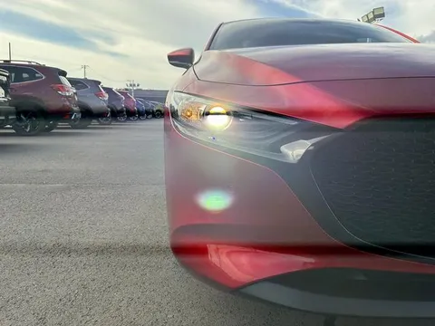 Mazda MAZDA3 Fastback