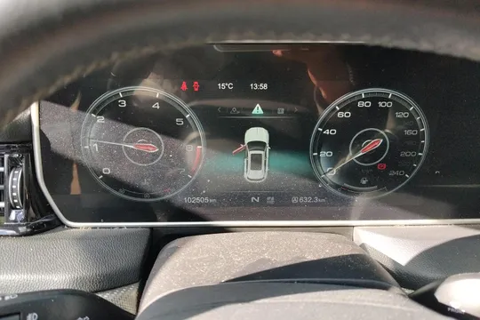 Hongqi HS5