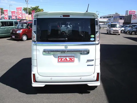 Suzuki Spacia Custom