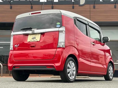 Honda N-BOX Slash