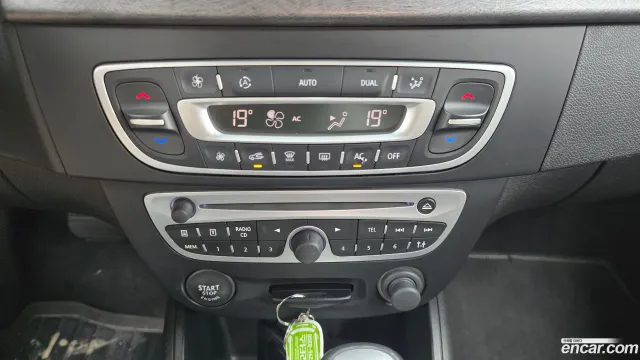 Renault SM3
