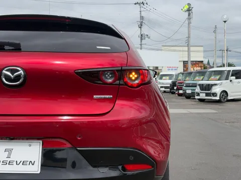 Mazda MAZDA3 Fastback