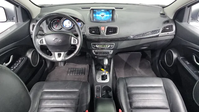 Renault SM3