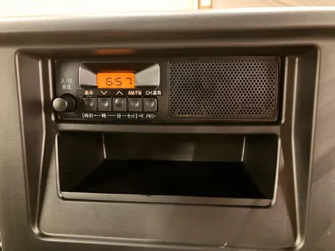 Nissan Clipper Van