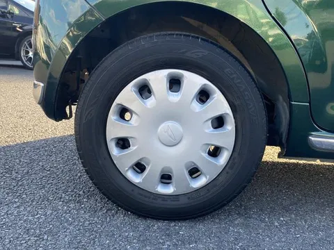 Daihatsu Mira Gino