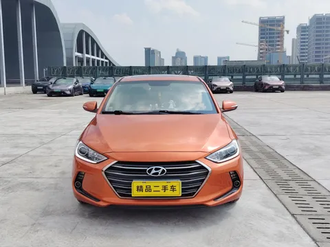 Hyundai Elantra (Avante)