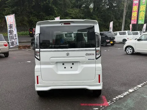 Suzuki Spacia Custom