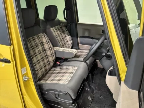 Honda N-BOX Joy
