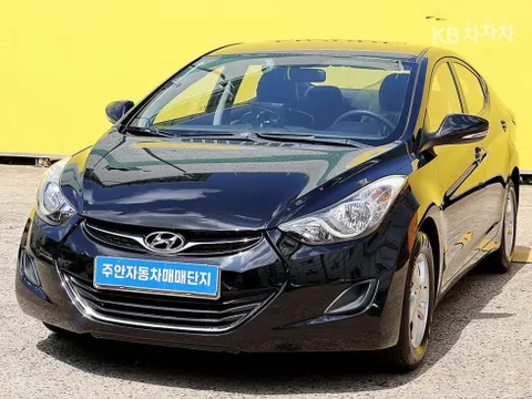Hyundai Elantra (Avante)