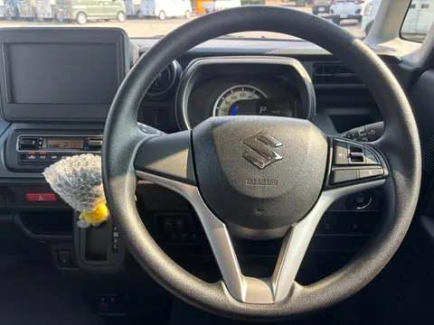 Suzuki Spacia Base