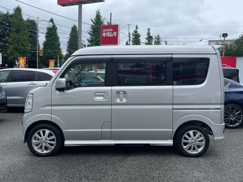 Nissan Clipper Rio