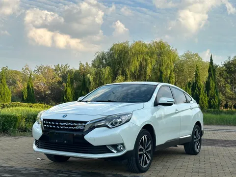 Venucia T90