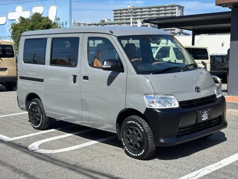 Toyota TownAce Van