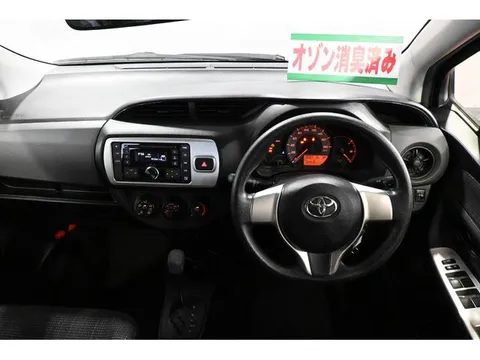 Toyota Yaris (Vitz)